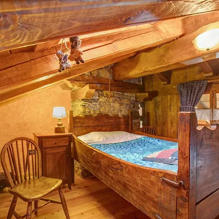 招待所 Saint-salod Charvensod